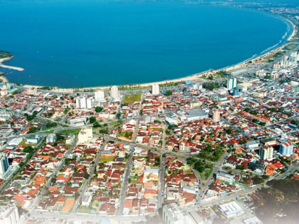 Atrações turísticas no inverno no litoral