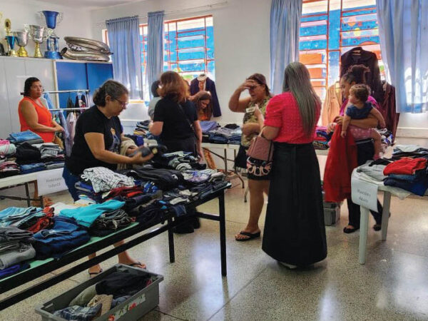 Projeto Armário Solidário