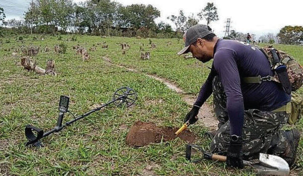 Relíquias Encontradas no Detectorismo