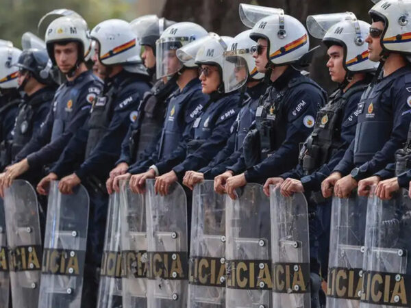 Governo de SP forma 1,8 mil novos policiais para reforçar a segurança