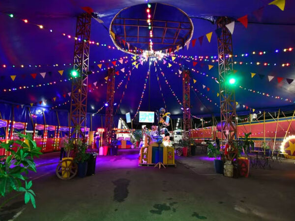 Happy Day Circus