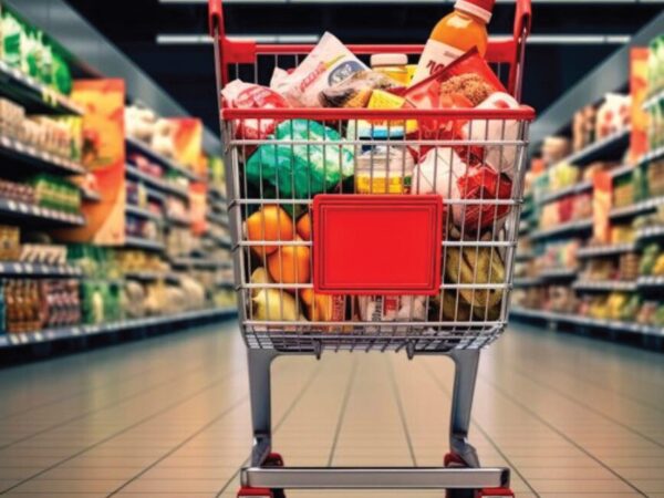 Produtos perecíveis aquecem vendas nos supermercados do Vale do Paraíba