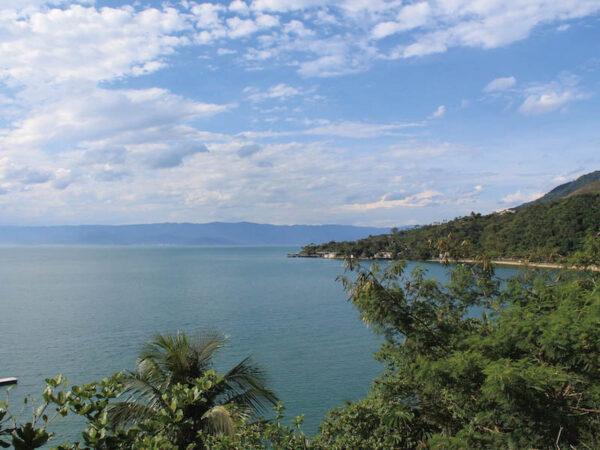 Turismo regional: mirantes de Ilhabela para apreciar a vista do arquipélago