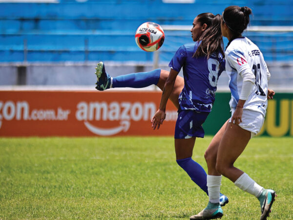 Futebol Feminino e Futsal disputam semifinais