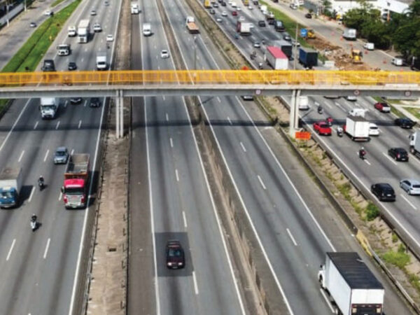 Rodovias: feriado prolongado com previsão de mais de 1.7 milhão de veículos