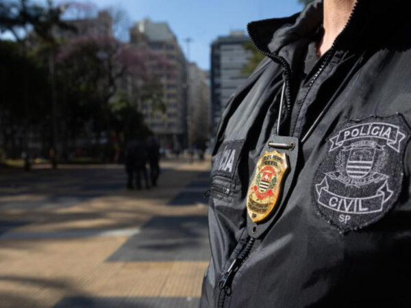 Sindicato dos Delegados aponta falta de diálogo com Derrite e cobra Tarcísio