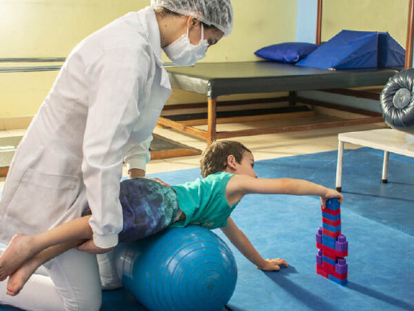 UNITAU é destaque no Guia Universitário