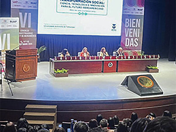 UNITAU no VI Congresso de Investigadoras do SNII e de Iberoamérica