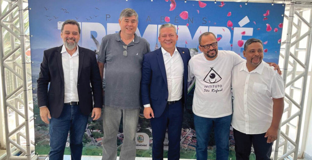 Tremembé celebra 129 anos com homenagens e abertura do Natal Iluminado 4